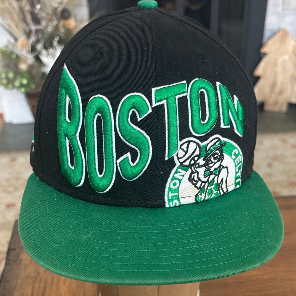 9fifty Black and Green Boston Hat